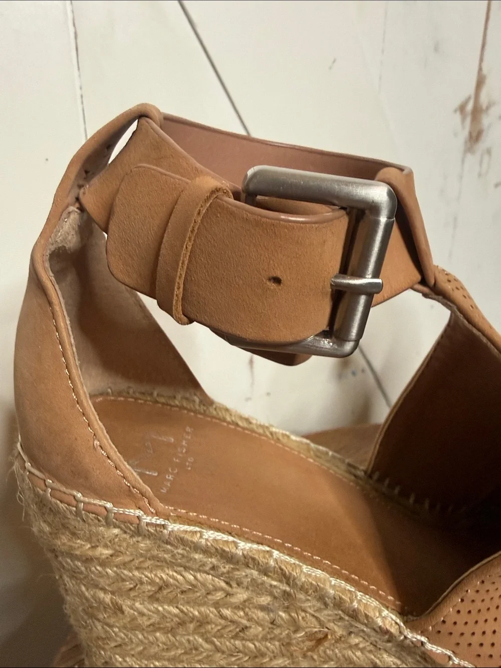 Marc Fisher chic tan
